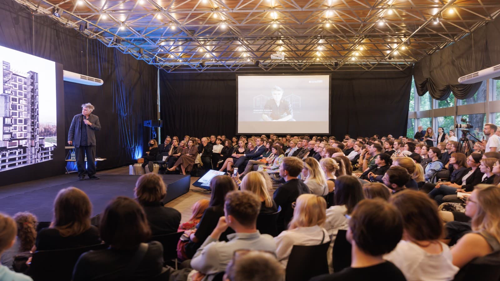 Konferencja Aravena SARP fot. Bartek Barczyk Konferencja Aravena SARP fot. Bartek Barczyk